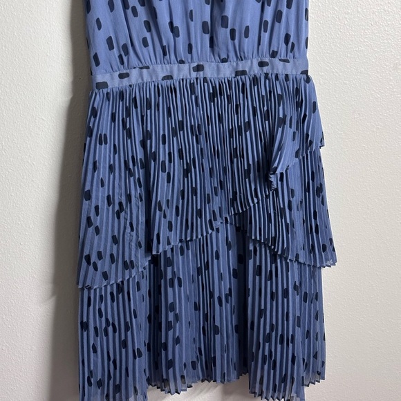 Banana Republic Women Blue Polka Dot Sleeveless Dress Chiffon size 0 - Picture 2 of 8